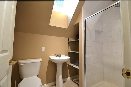 610 Robinson Street, Coquitlam, BC 