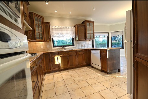 610 Robinson Street, Coquitlam, BC 