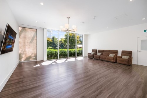 16-8677 Capstan Way, Richmond, BC 