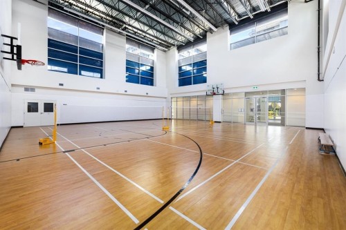 16-8677 Capstan Way, Richmond, BC 