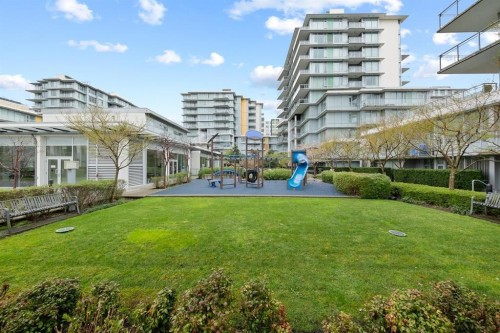 16-8677 Capstan Way, Richmond, BC 