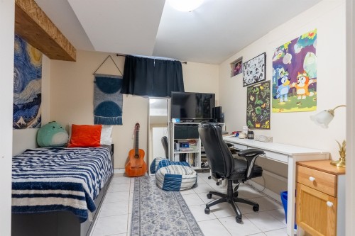 22023 Lougheed Highway, Maple Ridge, BC 