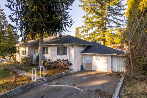 22023 Lougheed Highway, Maple Ridge, BC 