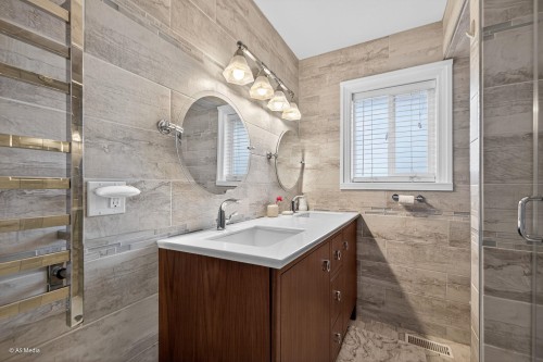 22939 128 Avenue, Maple Ridge, BC 