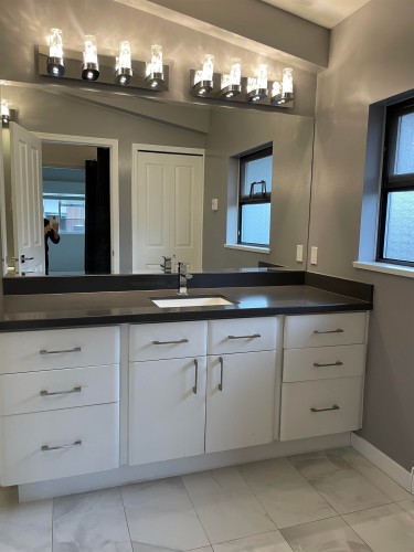 1188 Alderside Road, Port Moody, BC 