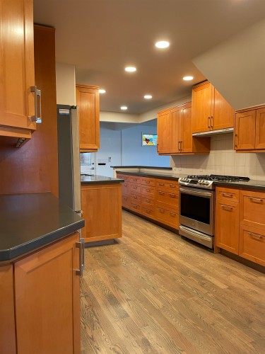 1188 Alderside Road, Port Moody, BC 