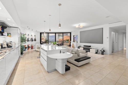 2306-838 Hastings Street W, Vancouver, BC 