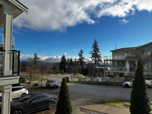 3575 Brownlee Avenue, Coquitlam, BC 