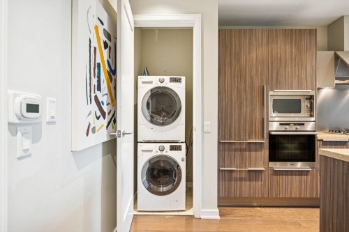 1618 Columbia Street, Vancouver, BC 