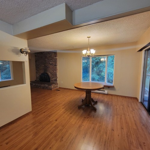 2240 Oldershaw Road, Roberts Creek, BC 