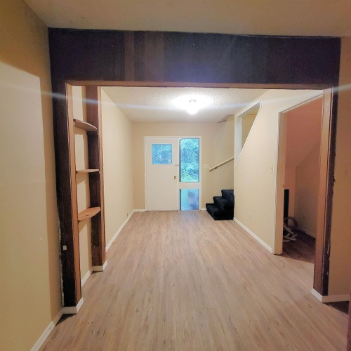 2240 Oldershaw Road, Roberts Creek, BC 