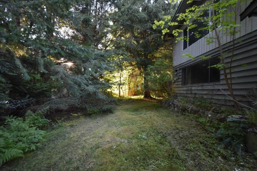 2240 Oldershaw Road, Roberts Creek, BC 