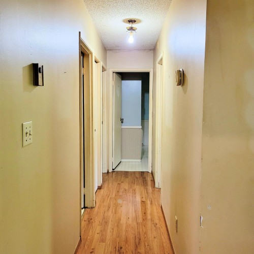 2240 Oldershaw Road, Roberts Creek, BC 