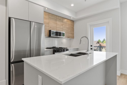 38-10640 248 Street  Maple Ridge, BC V2W 0K9