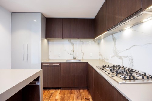 1008-1632 Lions Gate Lane, North Vancouver, BC 