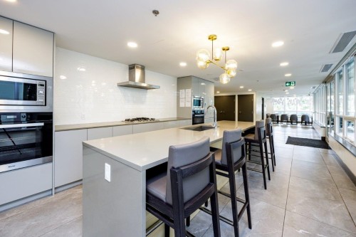 1008-1632 Lions Gate Lane, North Vancouver, BC 