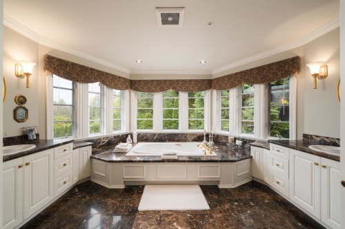 1638 Marpole Avenue, Vancouver, BC 