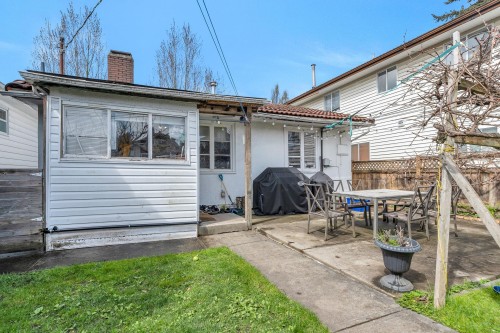 5092 Main Street, Vancouver, BC 