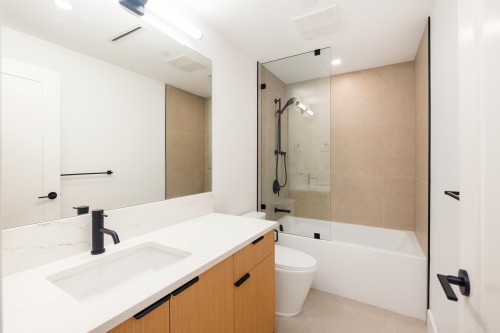 263 6Th Street W, North Vancouver, BC 