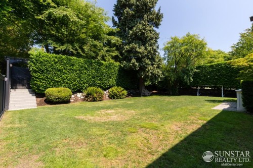 2500 37Th Avenue W, Vancouver, BC 