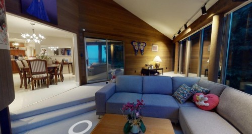 2222 Chairlift Road, West Vancouver, BC 