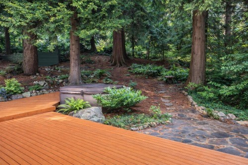 2222 Chairlift Road, West Vancouver, BC 