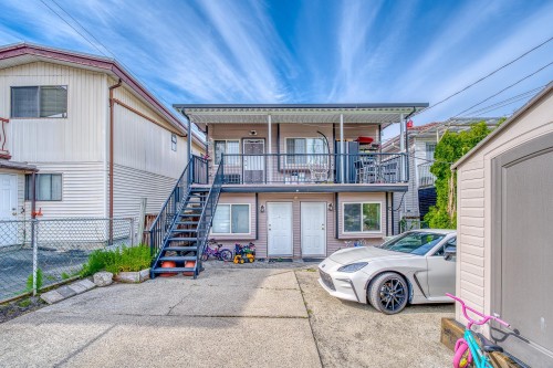 426 18Th Avenue E, Vancouver, BC 