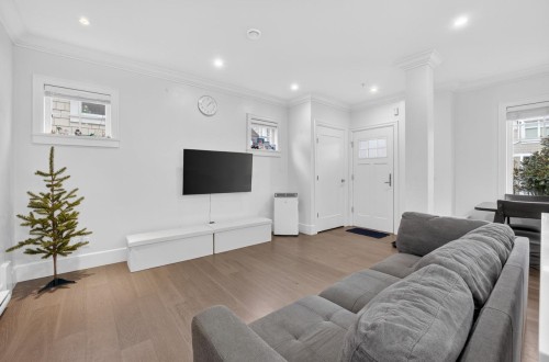 5685 Killarney Street, Vancouver, BC 