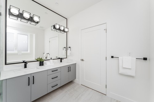 1-2837 Oliver Crescent, Vancouver, BC 