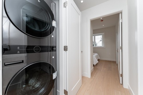 1-2837 Oliver Crescent, Vancouver, BC 