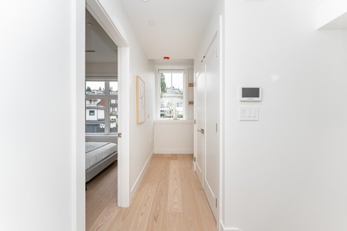 1-2837 Oliver Crescent, Vancouver, BC 