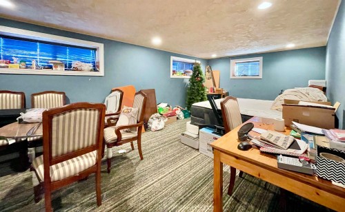 5693 Dolphin Street, Sechelt, BC 