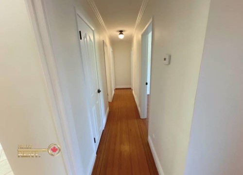 Upper Suite-2520 Derbyshire Way, North Vancouver, BC 