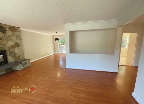 Upper Suite-2520 Derbyshire Way, North Vancouver, BC 