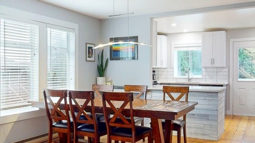 5567 Calli Place, Sechelt, BC 