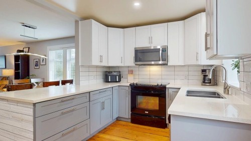 5567 Calli Place, Sechelt, BC 