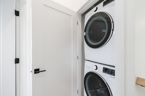 1-5304 Elgin Street, Vancouver, BC 