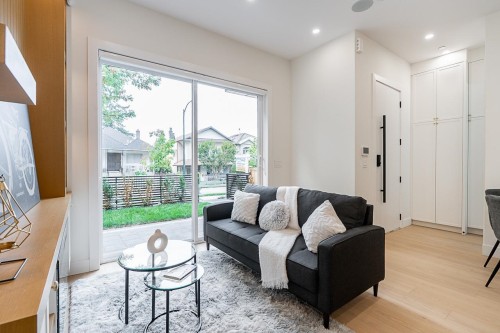 1-5304 Elgin Street, Vancouver, BC 