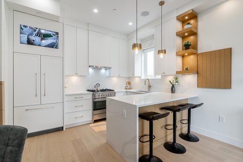 1-5304 Elgin Street, Vancouver, BC 