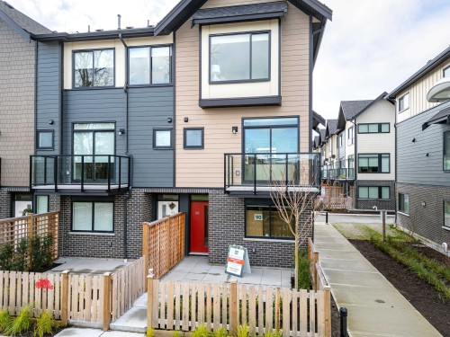 21-4337 Boundary Road, Richmond, BC 