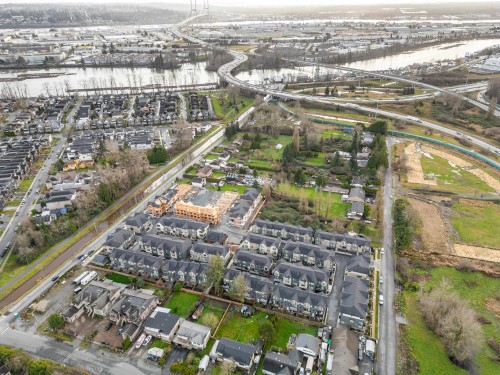 21-4337 Boundary Road, Richmond, BC 