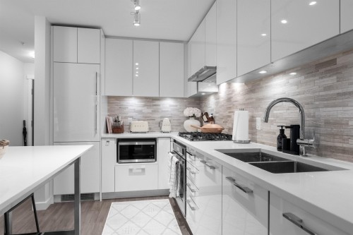 227-9551 Alexandra Road, Richmond, BC 