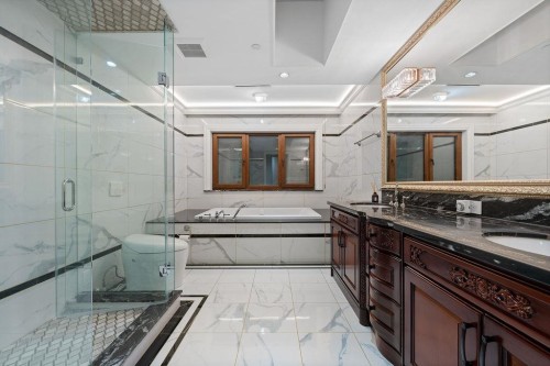 1327 Chartwell Drive, West Vancouver, BC 