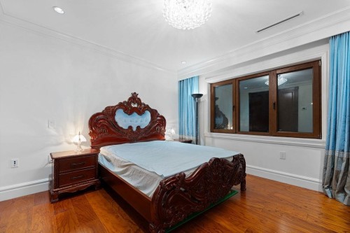 1327 Chartwell Drive, West Vancouver, BC 