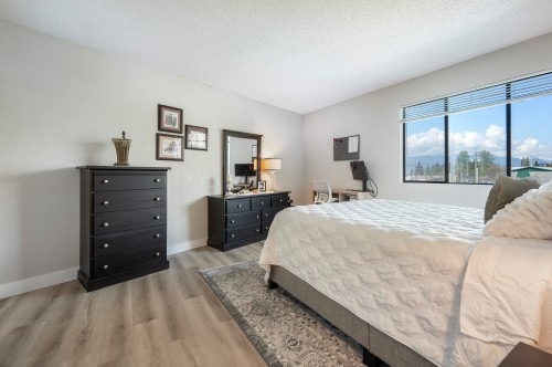 32-11900 228 Street, Maple Ridge, BC 