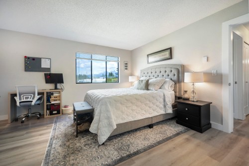 32-11900 228 Street, Maple Ridge, BC 