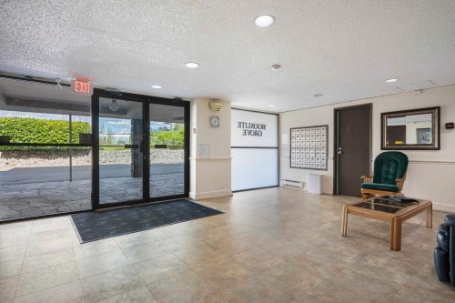 32-11900 228 Street, Maple Ridge, BC 