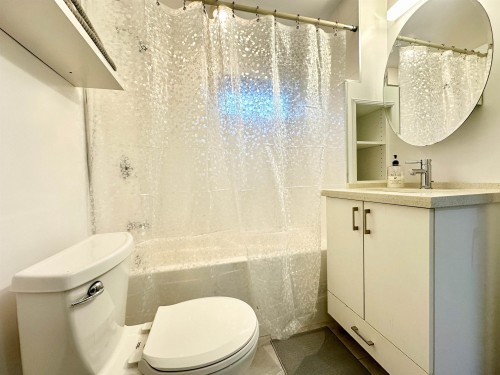 5928 Olympic Street, Vancouver, BC 