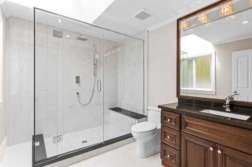 6968 Churchill Street, Vancouver, BC 