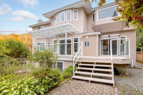 6968 Churchill Street, Vancouver, BC 